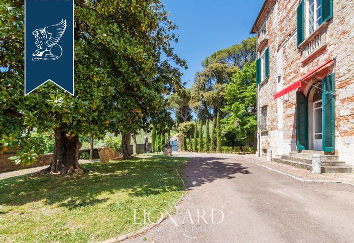 Image No.27-9 Bed Property for sale