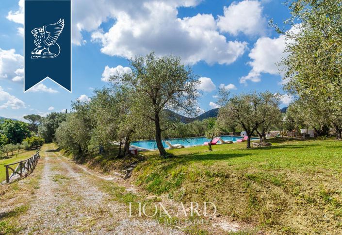 Image No.29-9 Bed Property for sale