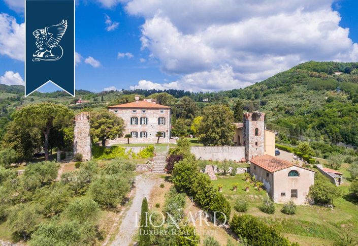 Image No.8-9 Bed Property for sale