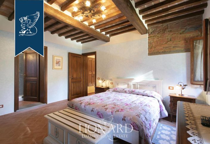 Image No.52-10 Bed Villa for sale