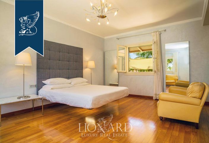 Image No.16-10 Bed Villa for sale