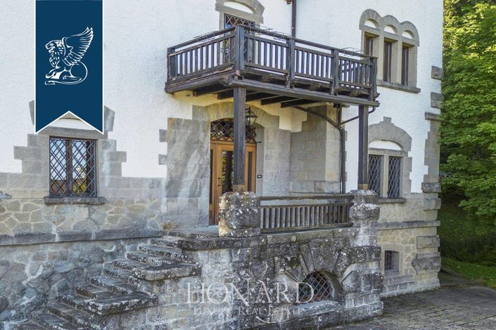 Image No.5-5 Bed Villa for sale