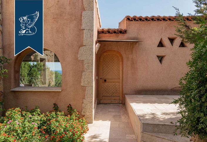 Image No.12-5 Bed Villa for sale