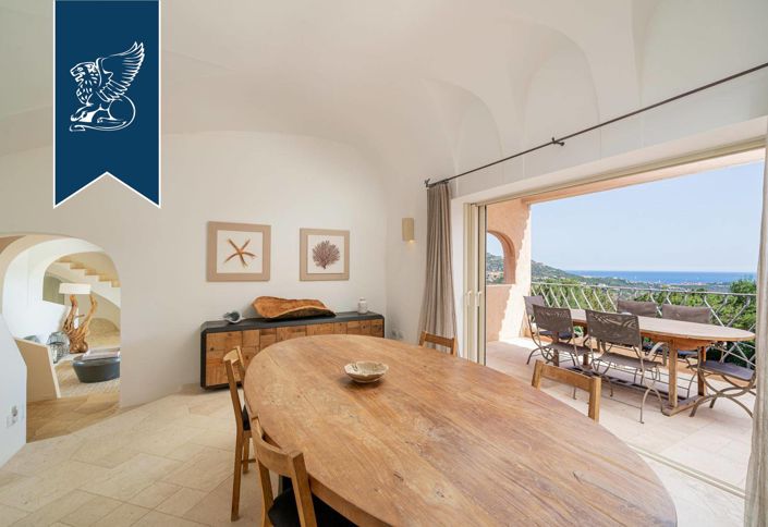 Image No.14-5 Bed Villa for sale