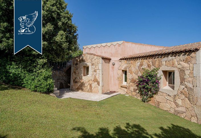 Image No.38-5 Bed Villa for sale