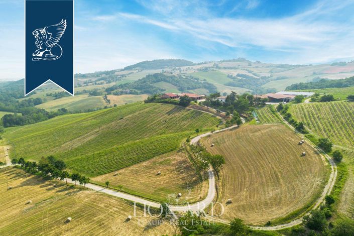 Image No.12-Villa de 5 chambres à vendre à Pianello Val Tidone