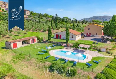 1 - Casale Marittimo, Villa