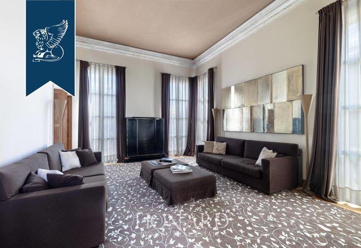 Image No.11-4 Bed Property for sale