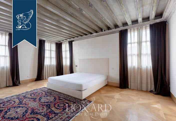 Image No.16-4 Bed Property for sale