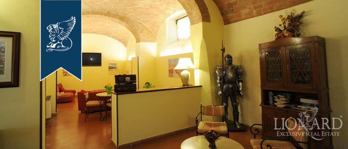 Image No.18-25 Bed Hotel for sale