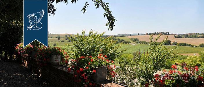 Image No.8-25 Bed Hotel for sale