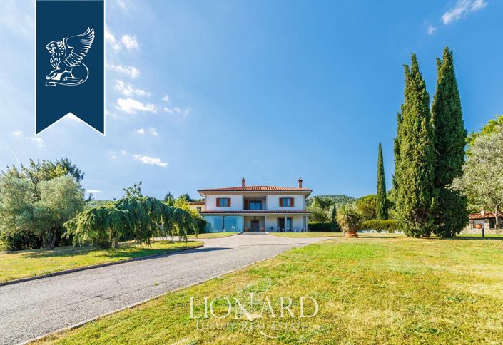 Image No.36-6 Bed Villa for sale