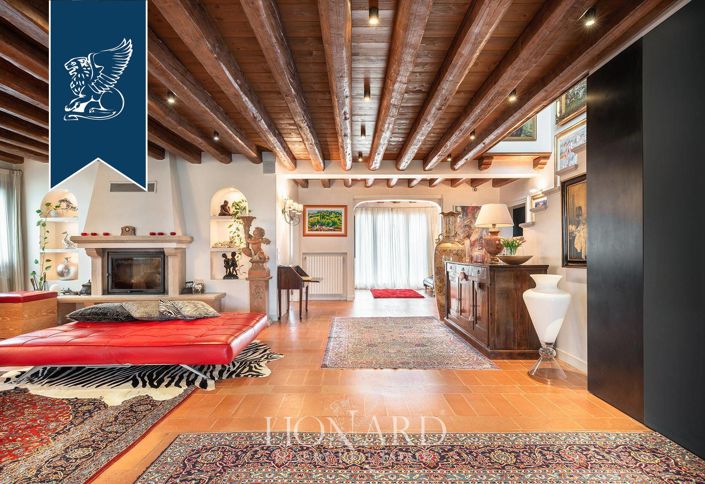 Image No.60-4 Bed Villa for sale