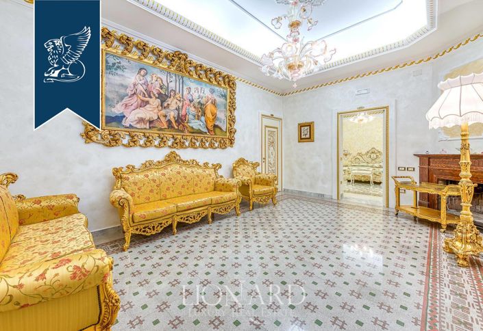 Image No.11-21 Bed Hotel for sale