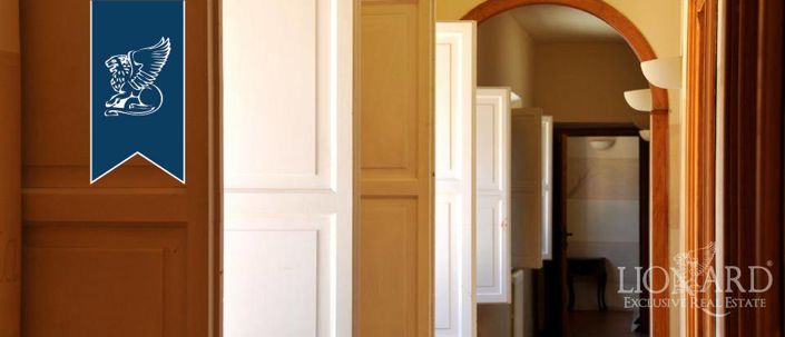 Image No.23-9 Bed Country House for sale