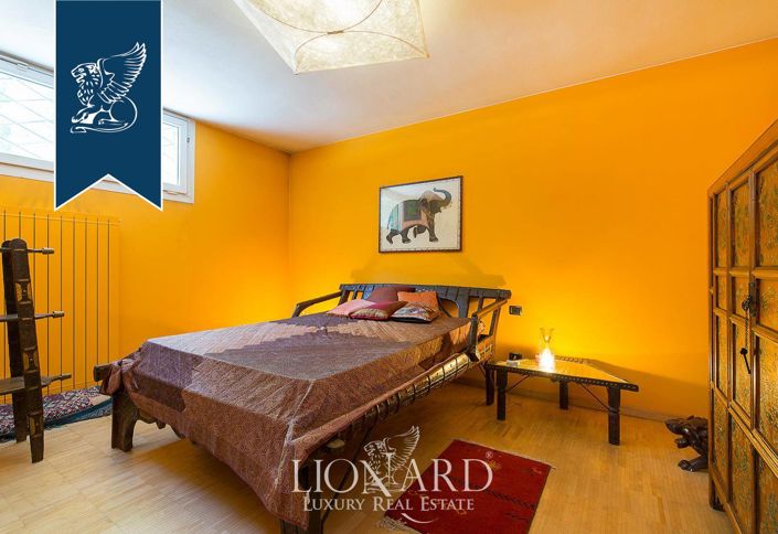 Image No.19-Villa de 7 chambres à vendre à Agrate Conturbia