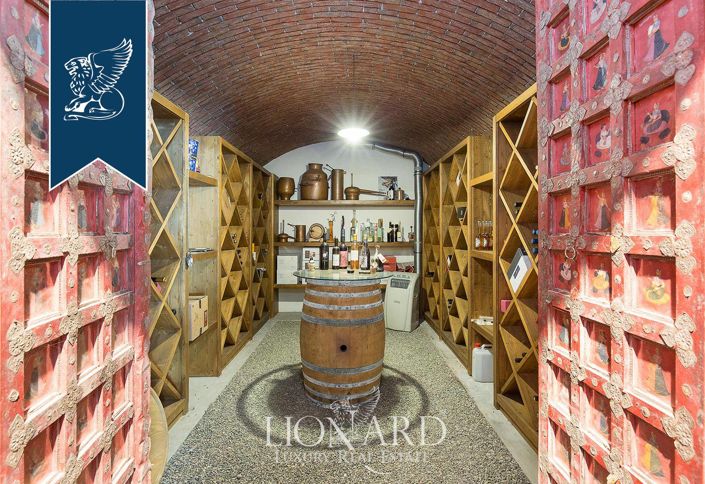 Image No.25-Villa de 7 chambres à vendre à Agrate Conturbia