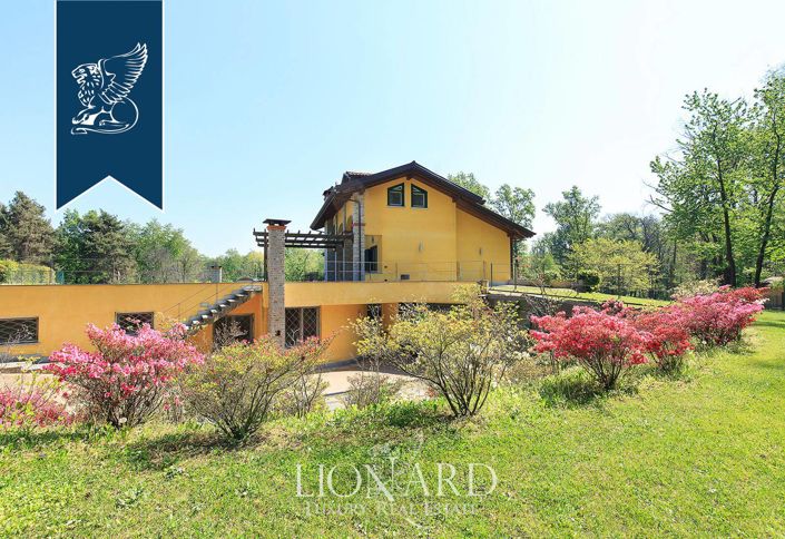 Image No.8-Villa de 7 chambres à vendre à Agrate Conturbia