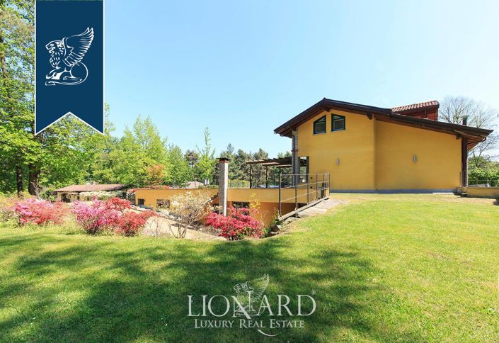 Image No.9-Villa de 7 chambres à vendre à Agrate Conturbia