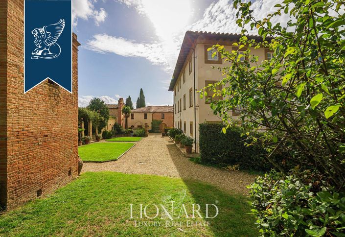 Image No.32-23 Bed Hotel for sale