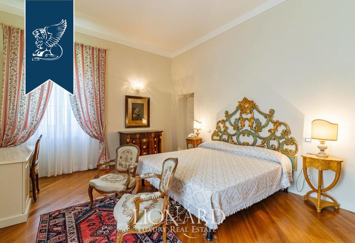 Image No.55-23 Bed Hotel for sale