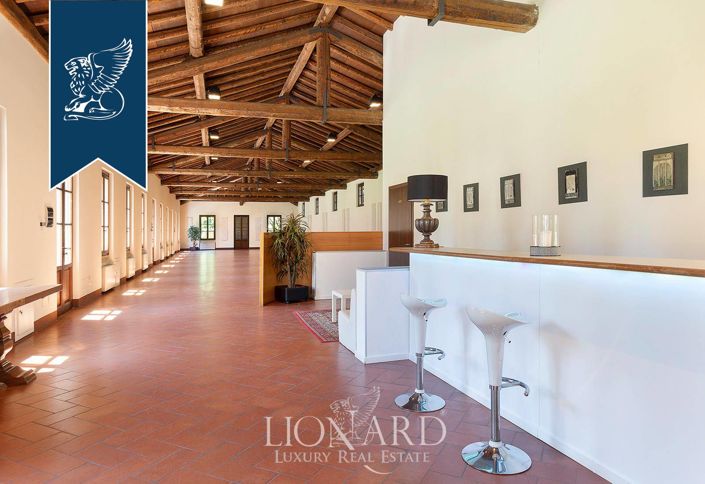 Image No.29-42 Bed Villa for sale