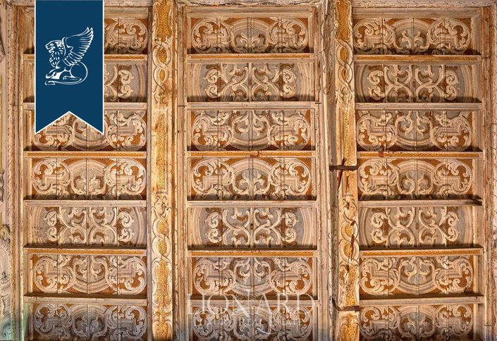 Image No.51-42 Bed Villa for sale