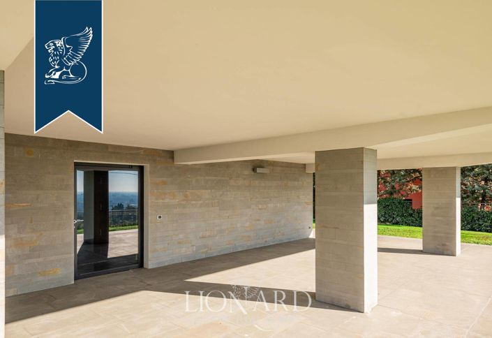 Image No.12-5 Bed Villa for sale