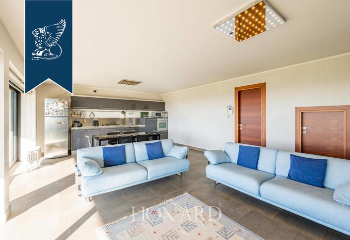 Image No.14-5 Bed Villa for sale