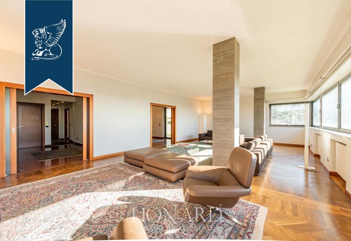 Image No.23-5 Bed Villa for sale