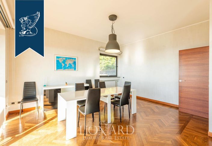 Image No.43-5 Bed Villa for sale