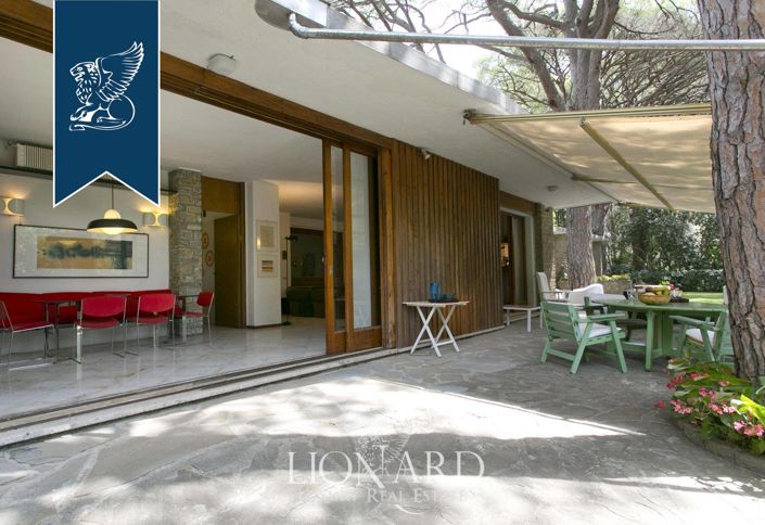 Image No.28-5 Bed Villa for sale