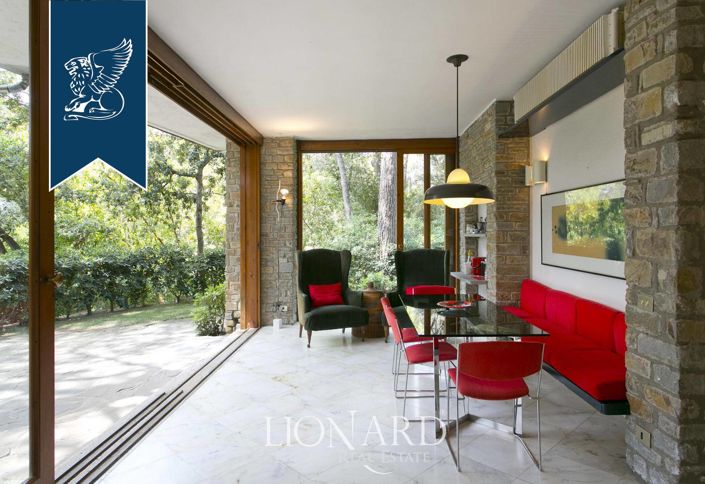 Image No.37-5 Bed Villa for sale