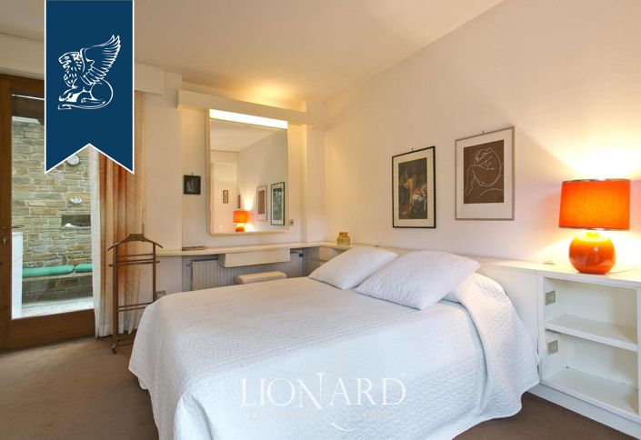 Image No.45-5 Bed Villa for sale