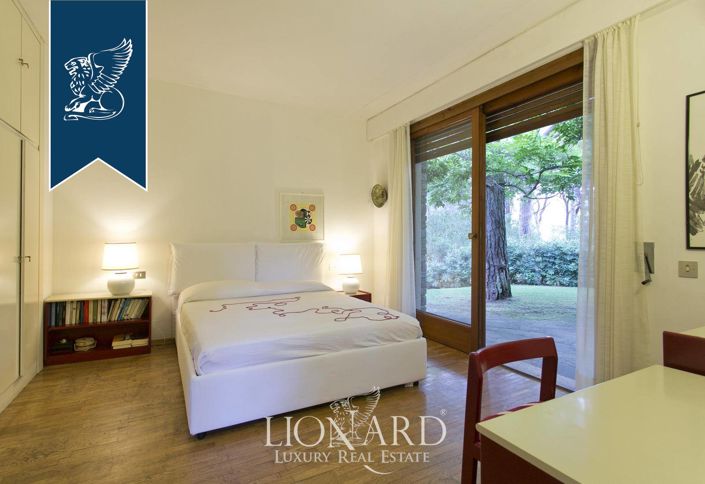 Image No.50-5 Bed Villa for sale