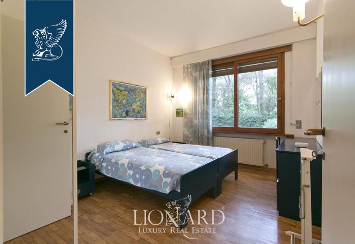 Image No.52-5 Bed Villa for sale