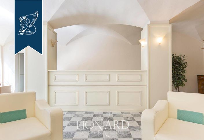 Image No.14-16 Bed Villa for sale