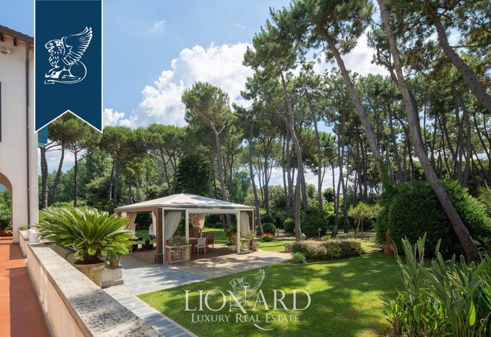 Image No.17-10 Bed Villa for sale