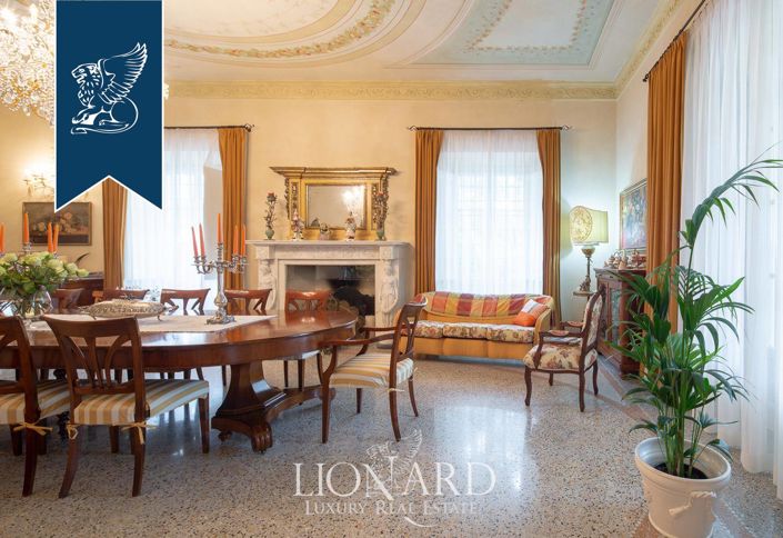 Image No.35-10 Bed Villa for sale