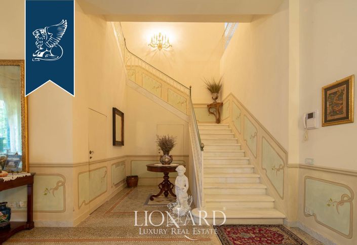 Image No.37-10 Bed Villa for sale