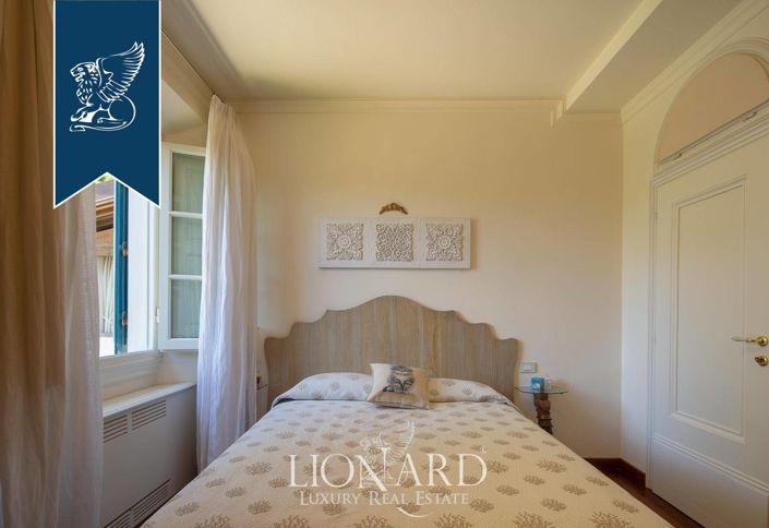 Image No.45-10 Bed Villa for sale