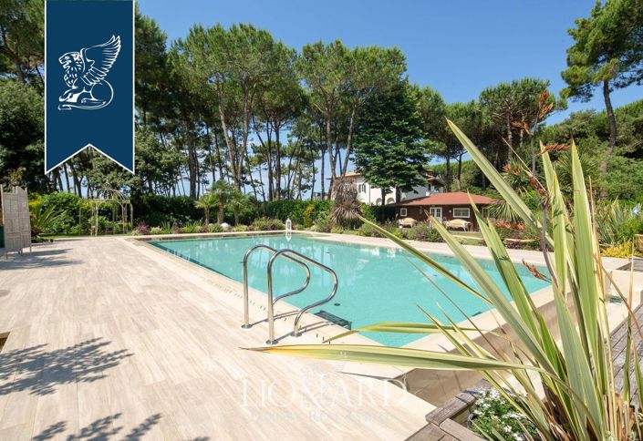 Image No.5-10 Bed Villa for sale