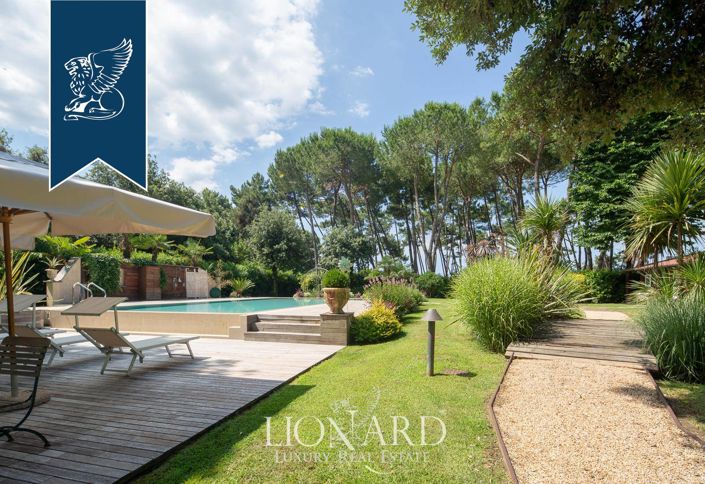 Image No.9-10 Bed Villa for sale