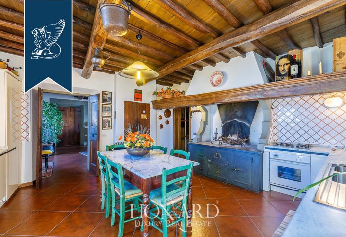 Image No.32-Appartement de 8 chambres à vendre à Prato