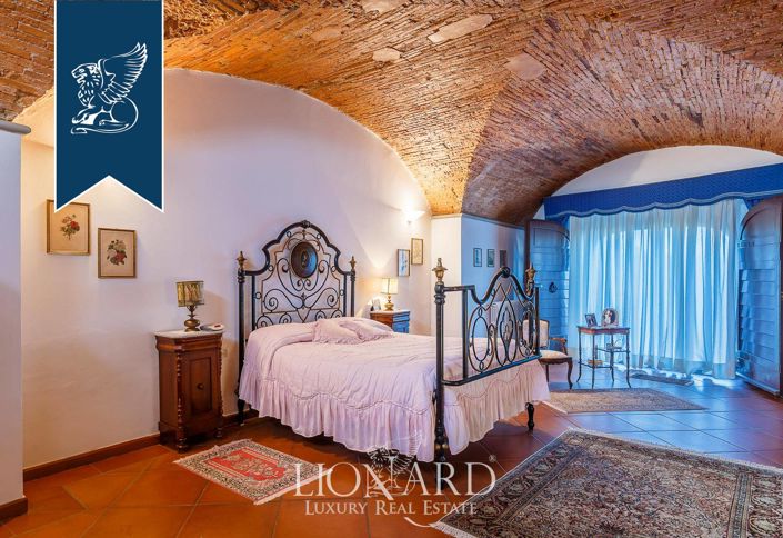 Image No.37-Appartement de 8 chambres à vendre à Prato