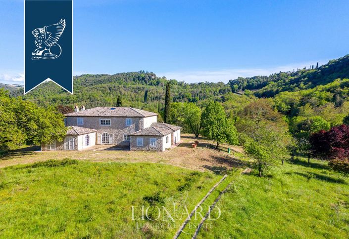 Image No.10-5 Bed Villa for sale