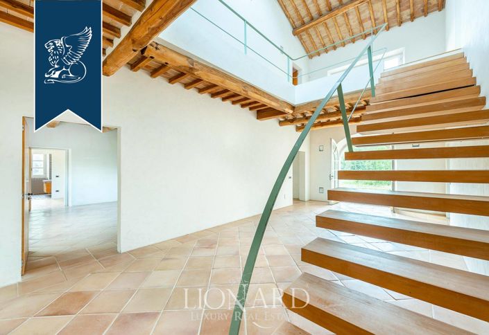 Image No.27-5 Bed Villa for sale