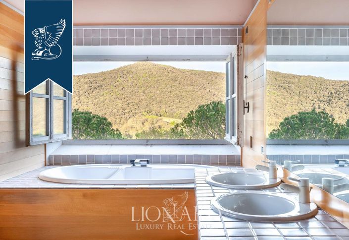 Image No.31-5 Bed Villa for sale