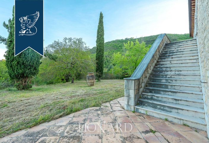 Image No.42-5 Bed Villa for sale