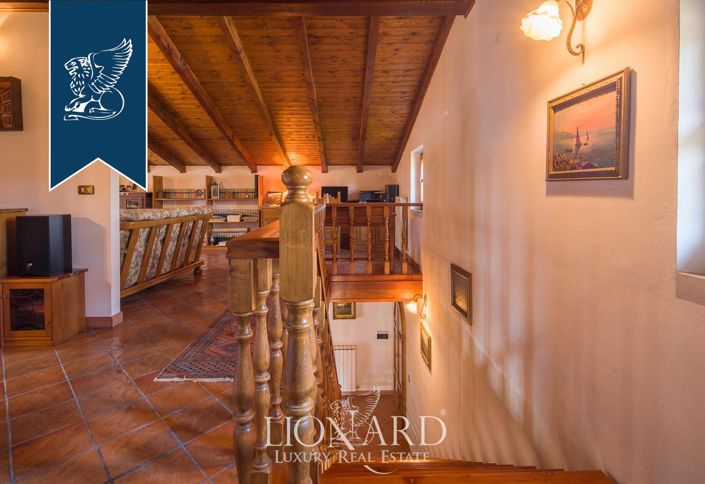 Image No.24-9 Bed Villa for sale